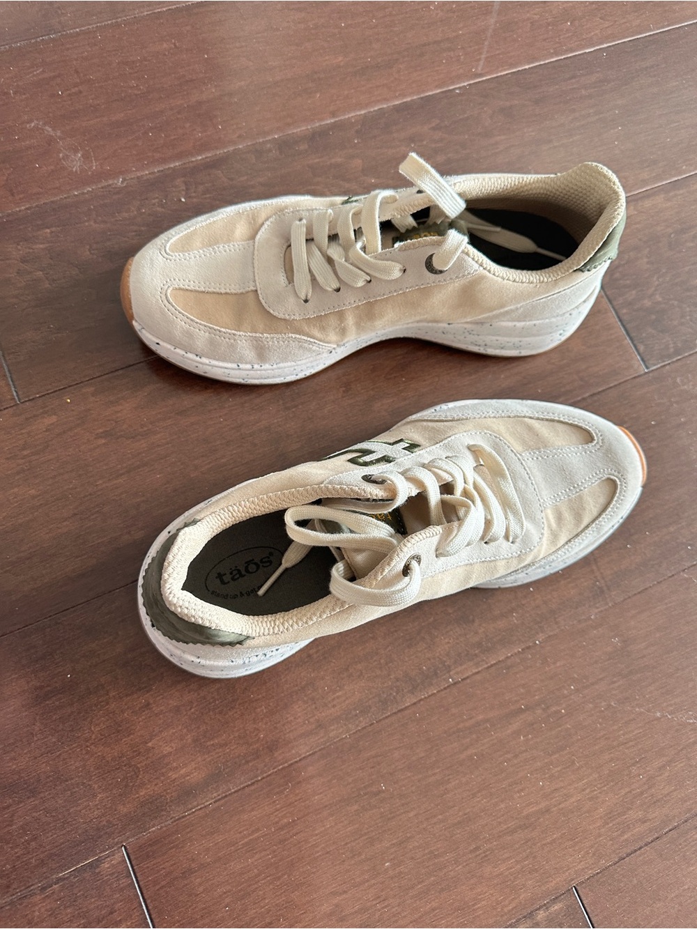 Taos Women's Titan Sneakers Size 11 - Picture 6 of 16
